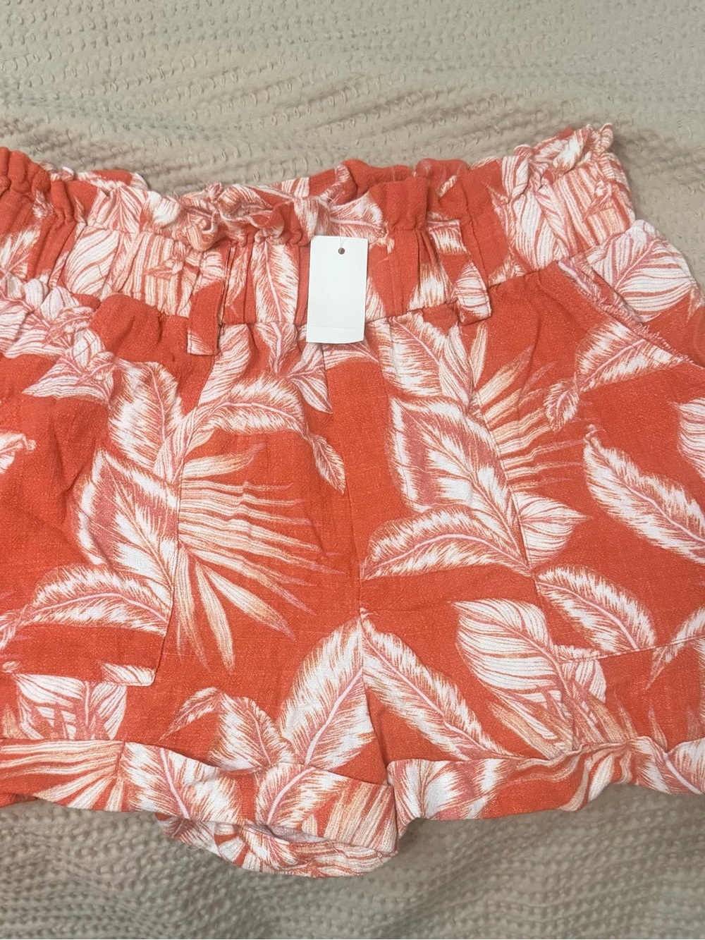 Aeropostale Coral Leaf-Print Elastic Waist Shorts